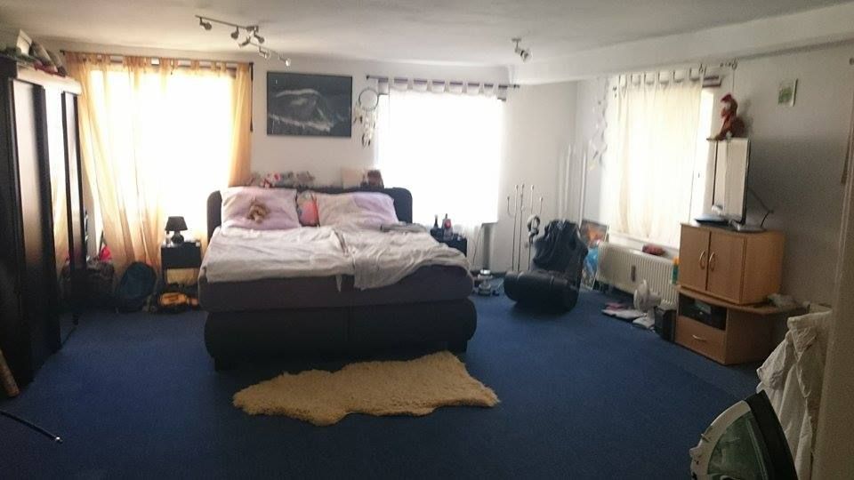 Großes und helles Schlafzimmer Großes und helles Schlafzimmer